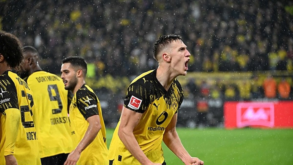 Borussia Dortmund, Hoffenheim'ı rahat geçti!