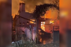 Çankırı'da yangın: İki ev küle döndü