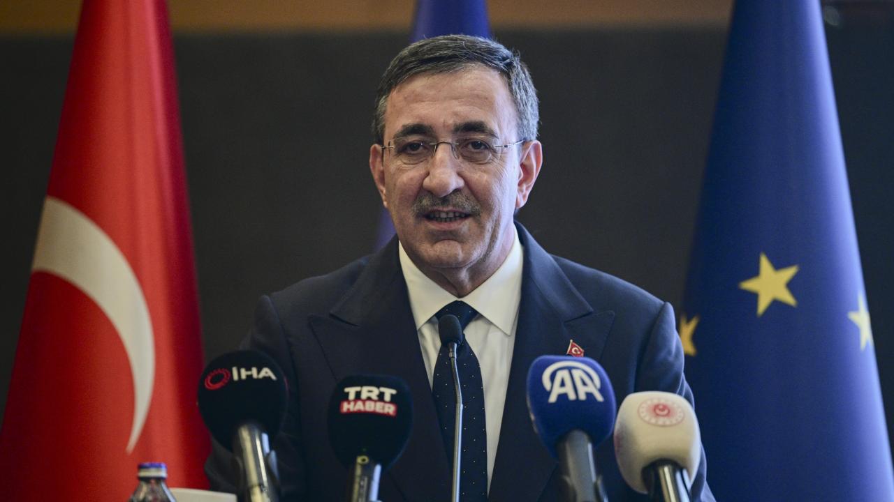 Cevdet Yılmaz: İyi ki çok tecrübeli ve dirayetli bir liderle, küresel ve bölgesel fırtınalı bir dönemde yaşıyoruz