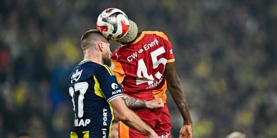 Derbiye o anlar damga vurdu! Skriniar ve Sara…