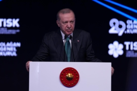 Erdoğan: Asgari ücret için TİSK'in elini taşın altına koymasını bekliyorum