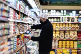 Etiket ile kasa fiyatı arasındaki 15 liralık farkı icraya taşıdı