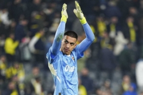 Fenerbahçe'ye 17'lik kaleci! İrfan Can Eğribayat'ın yerine...