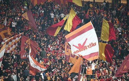 Galatasaray taraftarı RAMS Park’ta toplandı