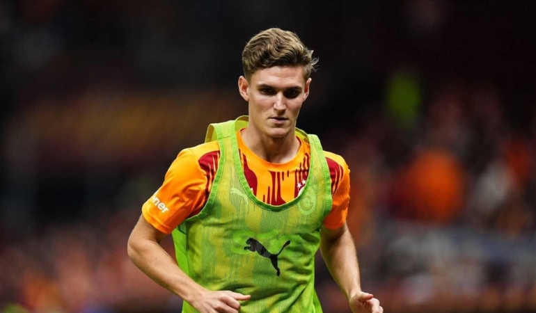 Galatasaray'da Elias Jelert sürprizi!