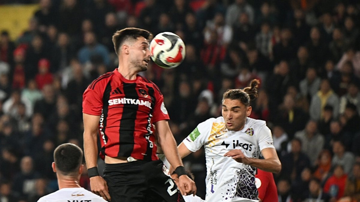 Gaziantep FK’lı Tayyip Talha Sanuç'un yüz kemiğinde kırık tespit edildi