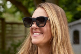 Google, yapay zekalı akıllı gözlükler için 2026'da geri dönüyor