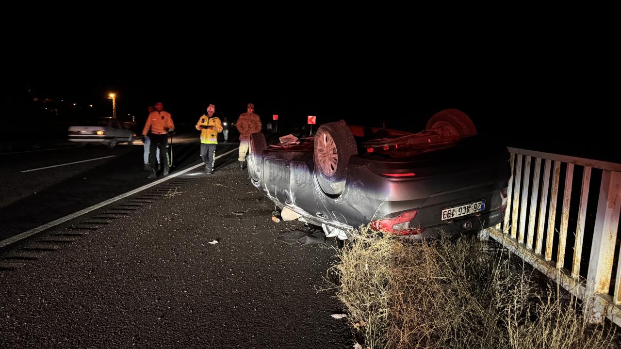 Gümüşhane'de otomobil devrildi: 5 yaralı