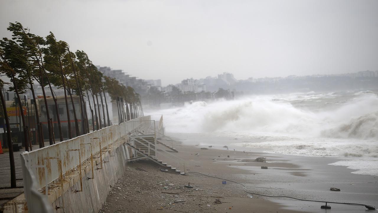 Güney Ege ile Batı Akdeniz için fırtına uyarısı