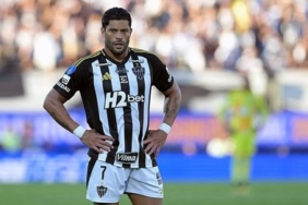 Hulk'tan inanılmaz frikik golü!