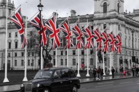 İngiltere'de 'ırkçı bir iki aşamalı' vatandaşlıktan çıkarma uygulaması