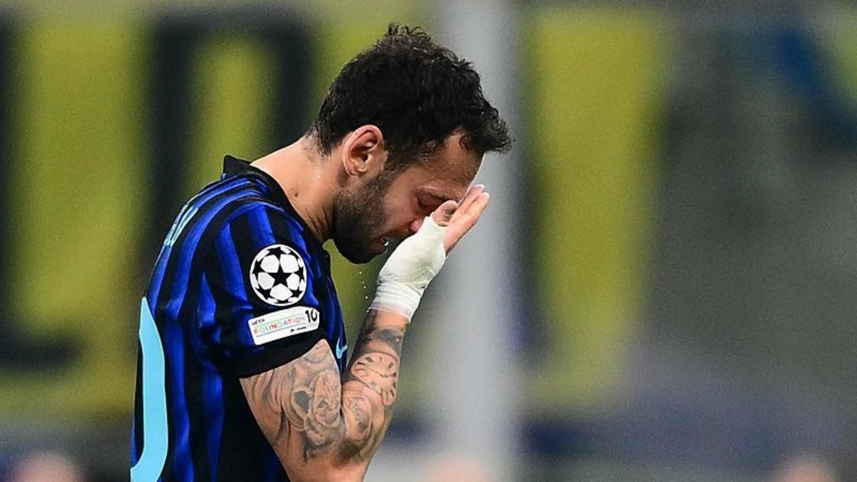 Inter'de Hakan Çalhanoğlu şoku!