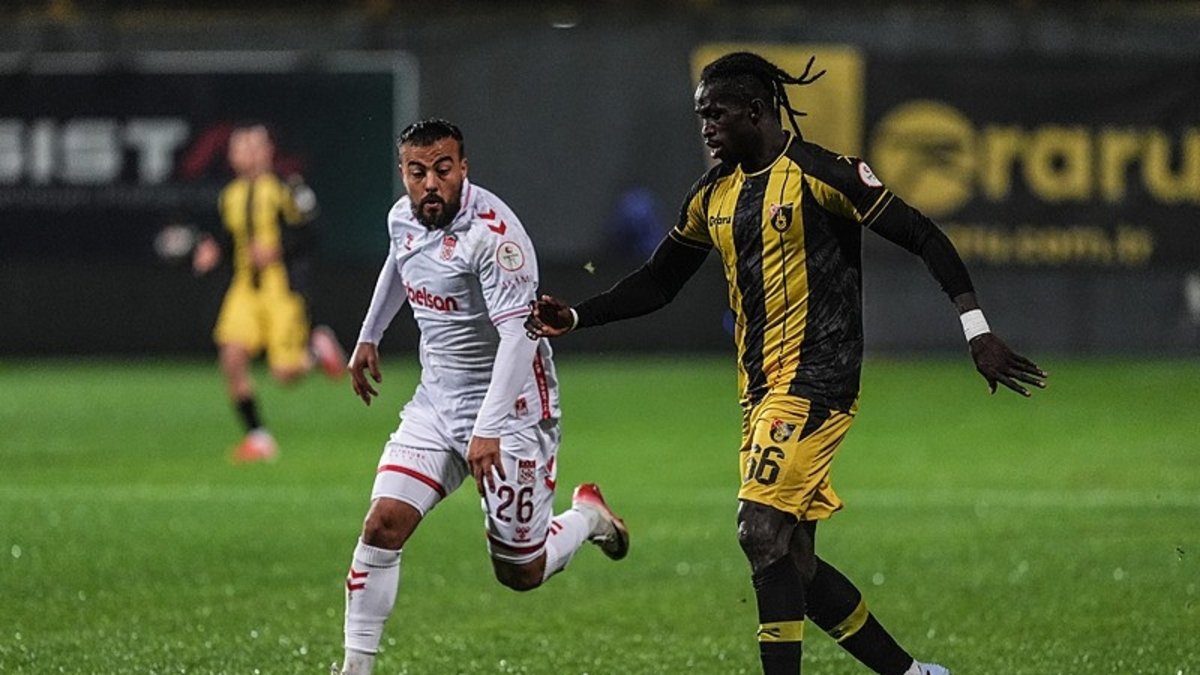 İstanbulspor Sivasspor'u mağlup etti!