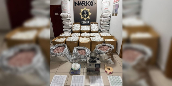İzmirde rekor uyuşturucu hap operasyonu: 2,3 milyon hap ele geçirildi