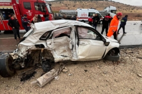 Kahramanmaraş'ta iki otomobil çarpıştı: 1 ölü