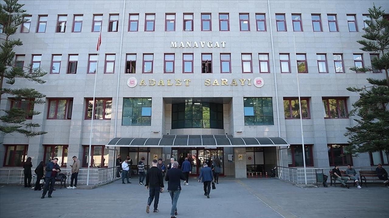 Manavgat Belediyesine yönelik rüşvet davası sürüyor