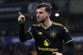 Manchester Unted Wolves deplasmanında farklı kazandı