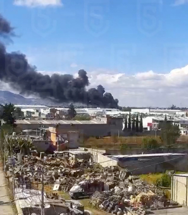 Meksikada küçük uçak düştü: En az 7 ölü