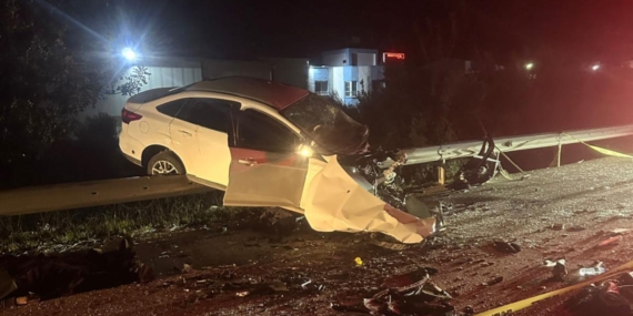 Osmaniyede otomobil ile hafif ticari araç çarpıştı: 3 ölü, 2 yaralı