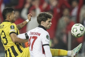 Samsunspor evinde AEK Atina'ya mağlup oldu! İşte maçın özeti