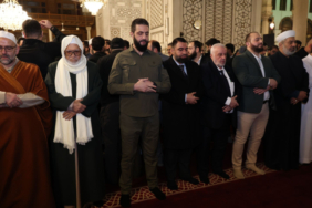 Şara, devrimin yıl dönümünde Emevi Camisi'nden kardeşlik mesajı verdi