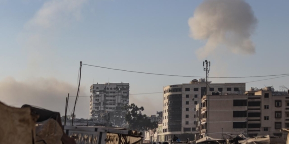 Soykırımcı İsrail ordusu, Gazze kentinde konutları yıktı, Han Yunus’u topçu atışıyla bombaladı