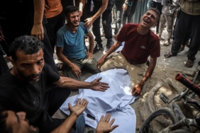 Soykırımcı İsrail'in Gazze'ye saldırılarında can kaybı 70 bin 117'ye yükseldi