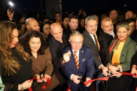 Stuttgart Galatasaraylılar Derneği yeni merkezi'nin açılışını yaptı