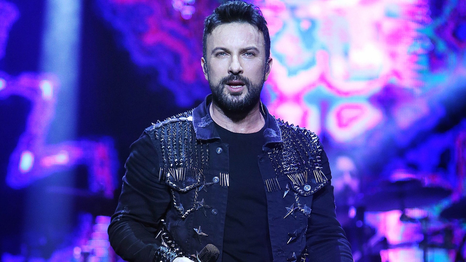 Tarkan'dan çağrı: Hep söyledim söylemeye devam edeceğim! Bu ne vicdana sığar ne de insanlığa