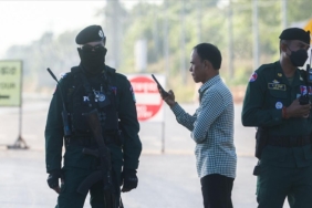 Tayland ile Kamboçya, bugün yapılacak müzakereler öncesinde çatışmaya devam ediyor