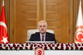 TBMM Başkanı Kurtulmuş: Hem dilimiz kardeşliği, barışı söyleyecek hem elimizdeki evraklar kardeşliği, barışı söyleyecek