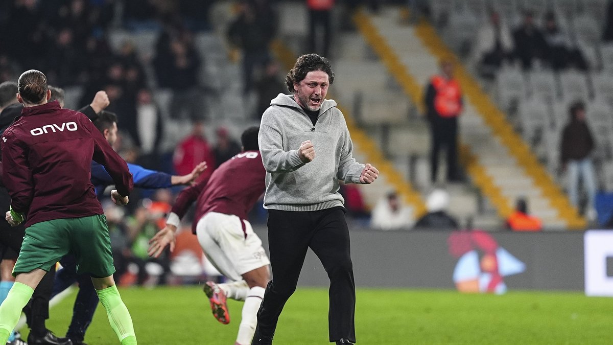 Trabzonspor Teknik Direktörü Fatih Tekke'den dikkat çeken motivasyon konuşması!