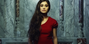 Türkiye'yi terk eden ünlü oyuncu, papazla evlenip Hristiyan oldu