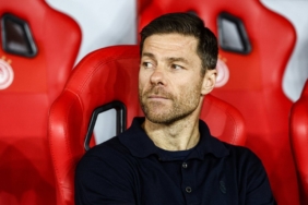 Xabi Alonso topun ağzında: Man