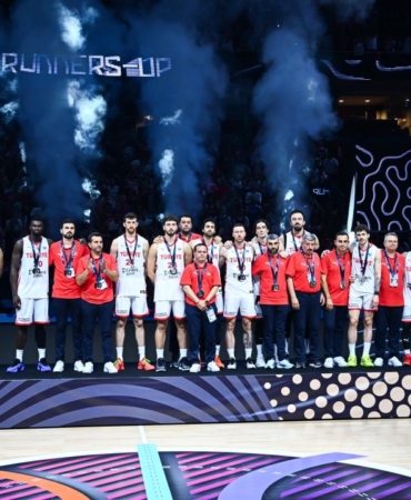 12 Dev Adam'dan büyük sıçrama