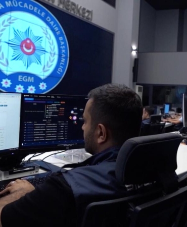 14 ilde siber dolandırıcılık operasyonunda 90 şüpheli yakalandı