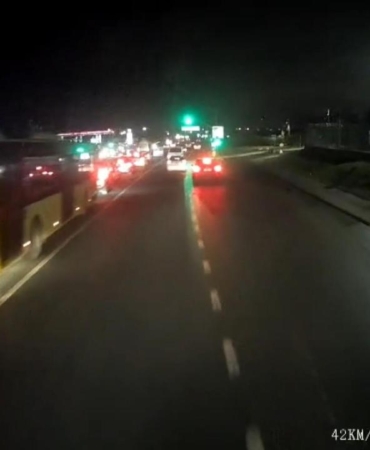 3 İETT otobüsü çarpıştı: 5 kişi yaralandı