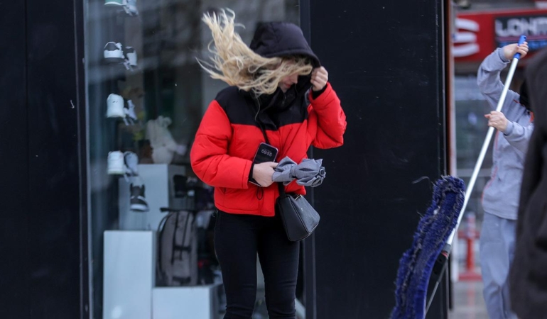 36 il için sarı uyarı: Çığ, sağanak ve fırtınaya dikkat