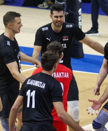 A Milli Erkek Voleybol Takımı'nın son 16 turundaki rakibi Hollanda oldu