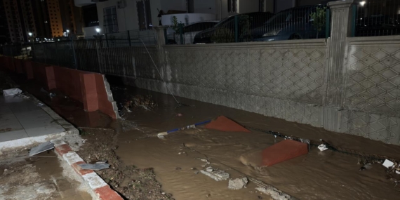 Adana'da sağanak etkili oldu