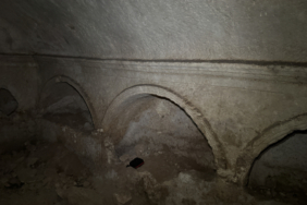 Adıyaman'da 1800 yıllık kubbeli mezar odası bulundu