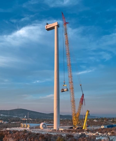 Alaçatı'daki verimsiz rüzgar türbinleri yerini 2 yerli dev güce bırakıyor