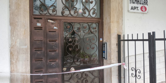 Ankarada kolonlarında hasar tespit edilen bina tahliye edildi