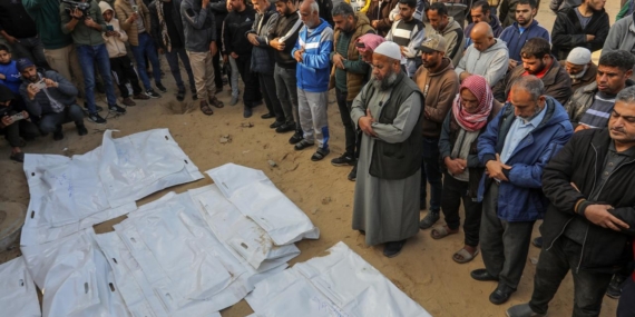 Ateşkesi ihlal eden katil İsrail'in Gazze'deki saldırılarında biri çocuk 2 kişi hayatını kaybetti