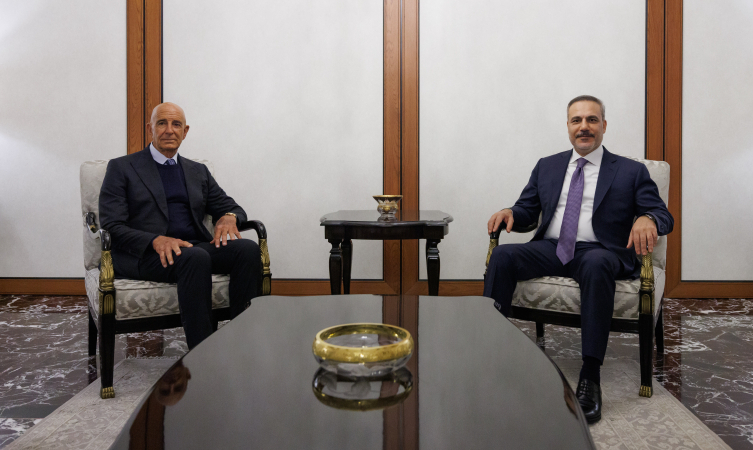 Bakan Fidan, İranlı mevkidaşı Erakçi ile görüştü