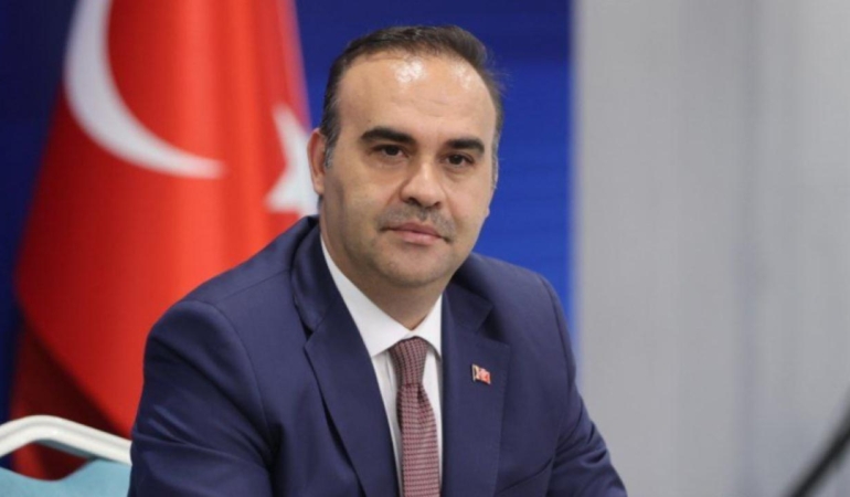 Bakan Kacır: Yüksek teknoloji grubu, üretimde büyümenin lokomotifi olmaya devam ediyor