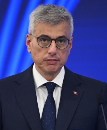 Bakan Memişoğlu: Sağlık bakanı olarak nüfusun üçte birinin sigara içmesini istemiyorum