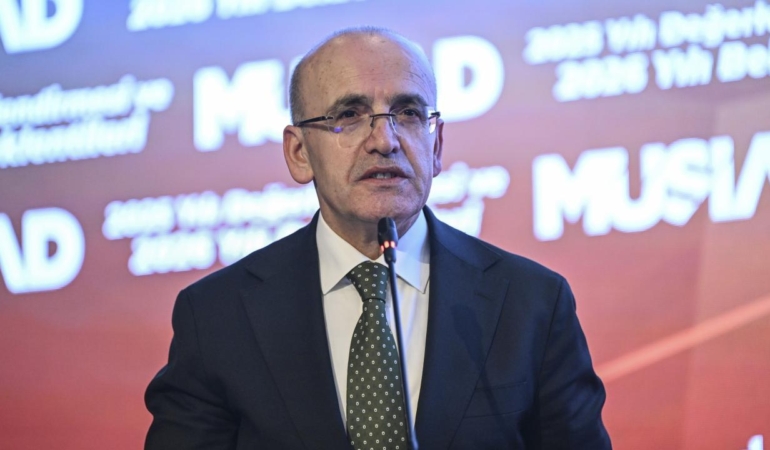 Bakan Şimşek: Hedefimiz enflasyonu 2026'da yüzde 20'nin altına indirmek