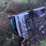 Balıkesir'de midibüs devrildi: 16 yaralı