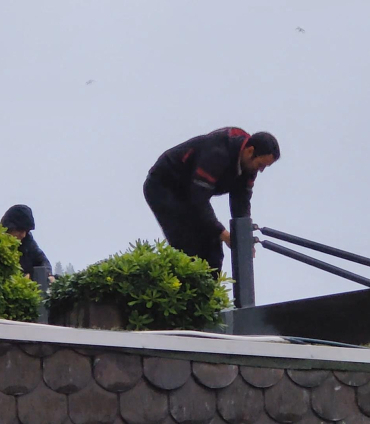 Bebek'teki otelin kaçak eklentileri yıkılıyor